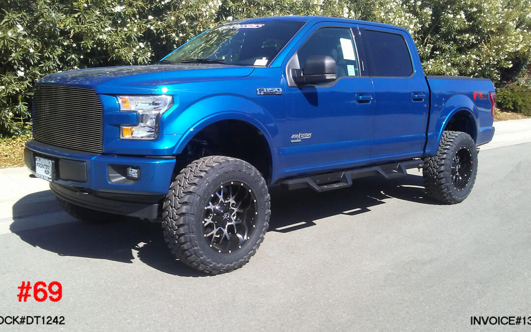 2017 Ford F150 XLT Crew Cab  #DT1242