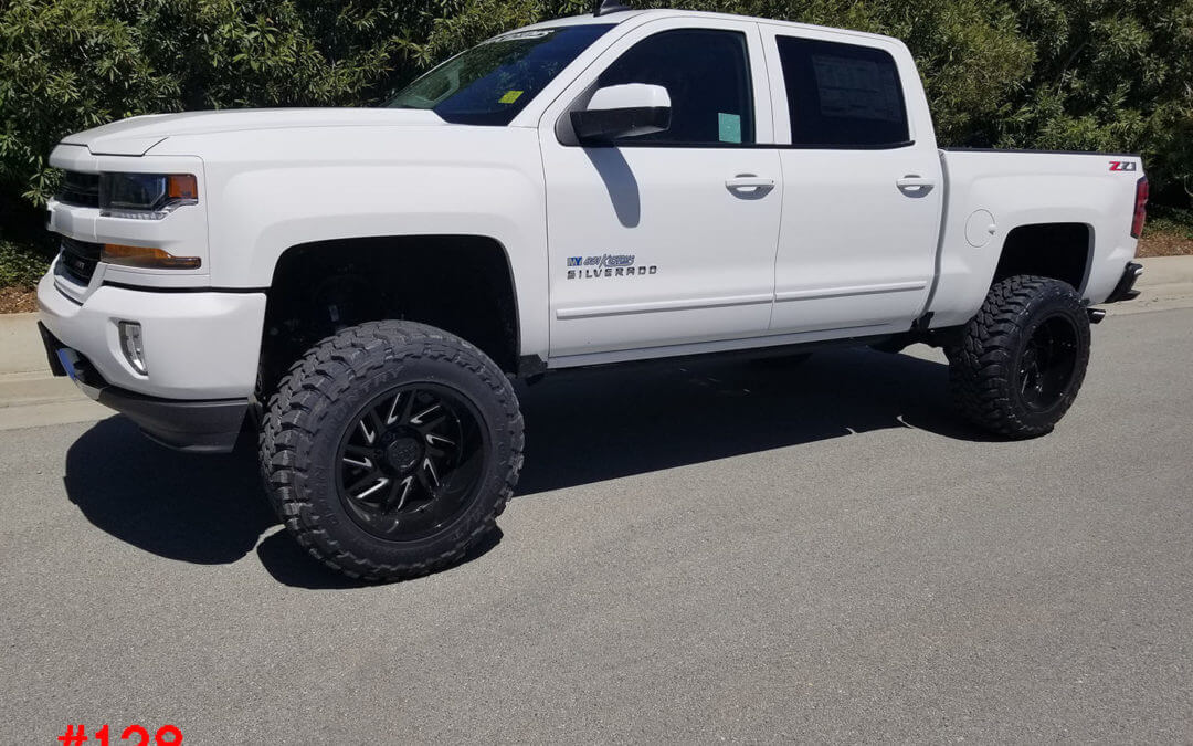 **SOLD**2018 CHEVY 1500 CREW CAB #1T880