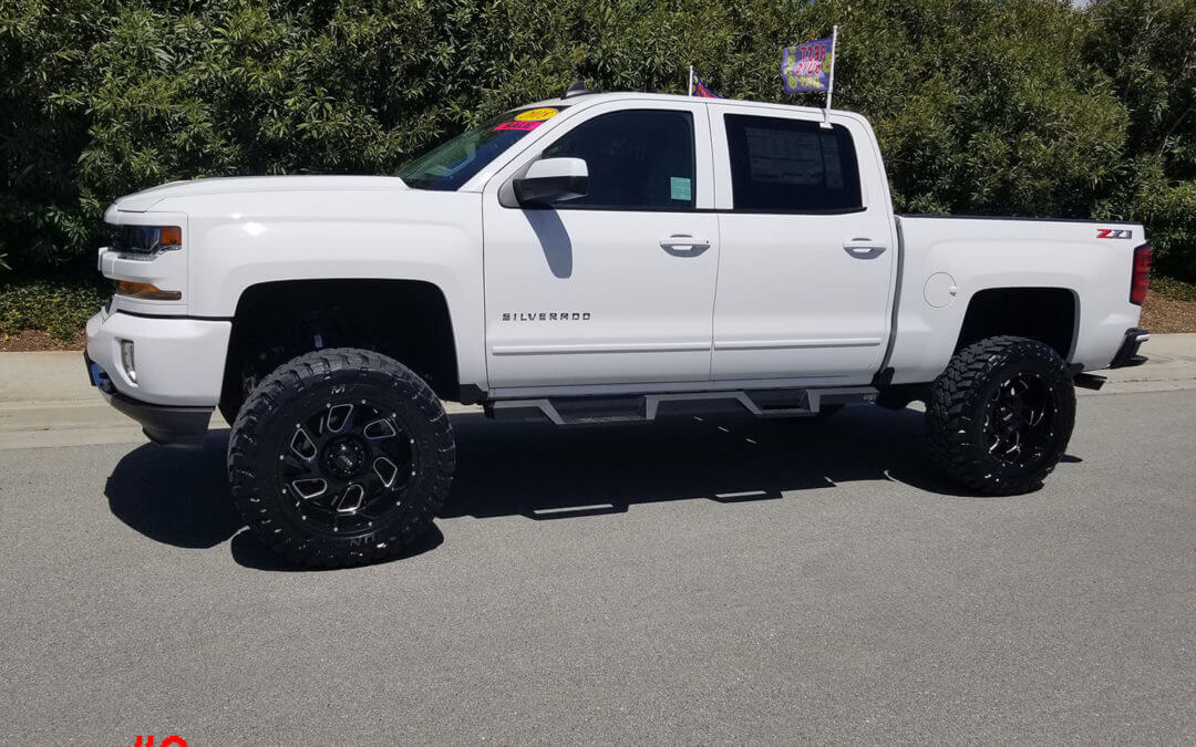 **SOLD**2018 CHEVY 1500 CREW CAB #T8240