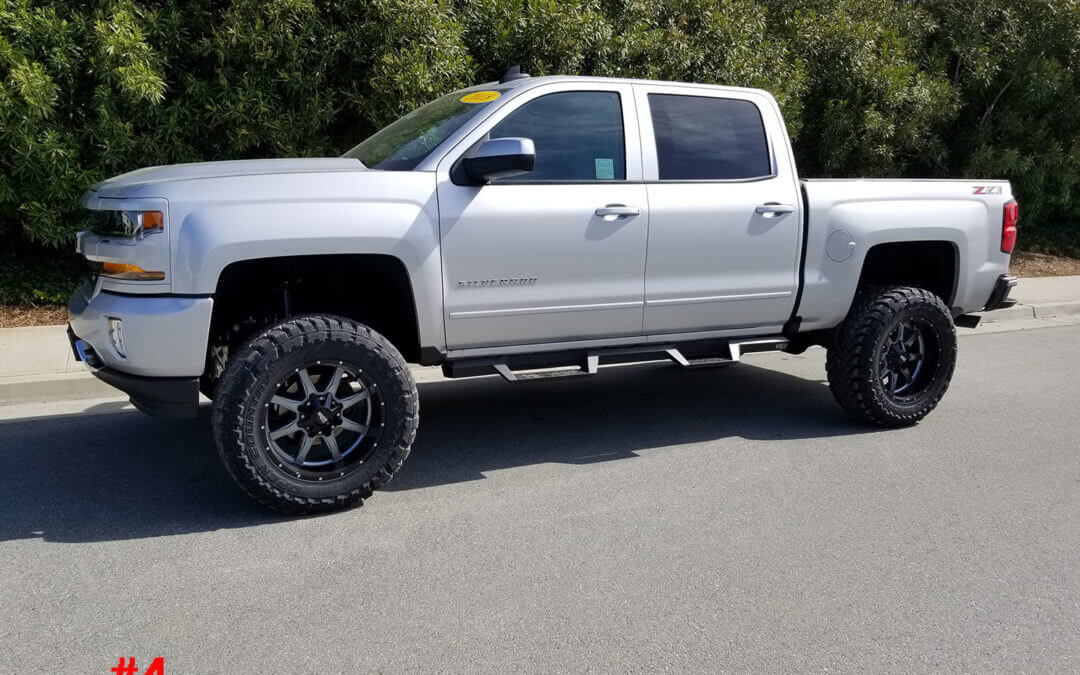 **SOLD**2018 CHEVY 1500 CREW CAB #T8234