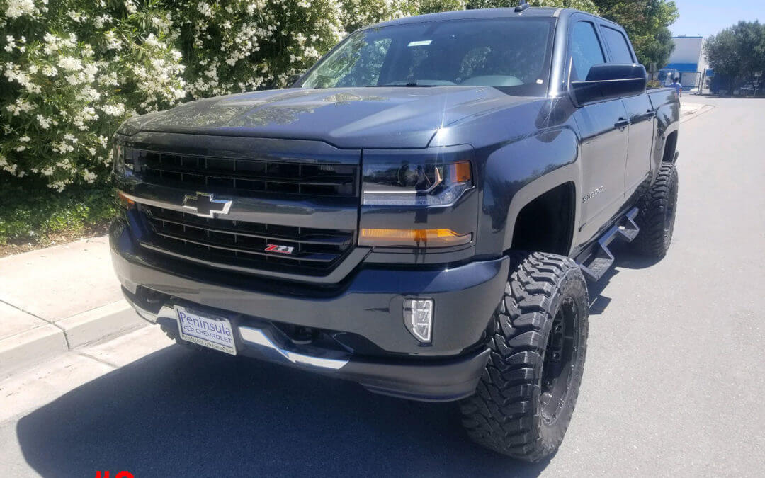 **SOLD**2018 CHEVY 1500 CREW CAB #G332203