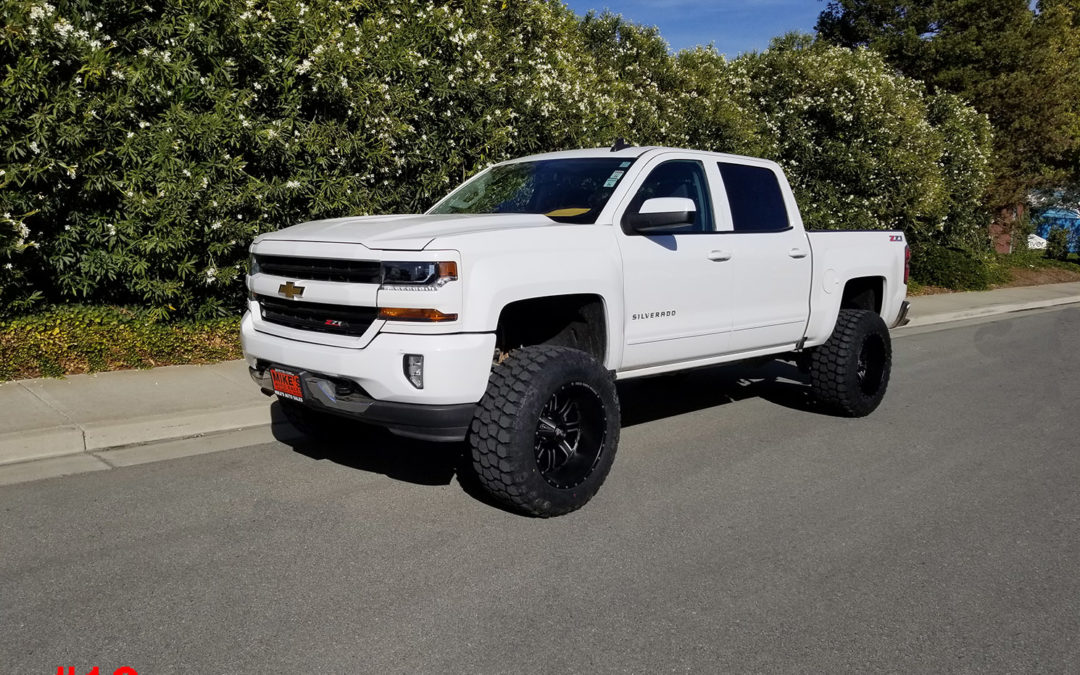**SOLD**2017 CHEVY 1500 CREW CAB #16282