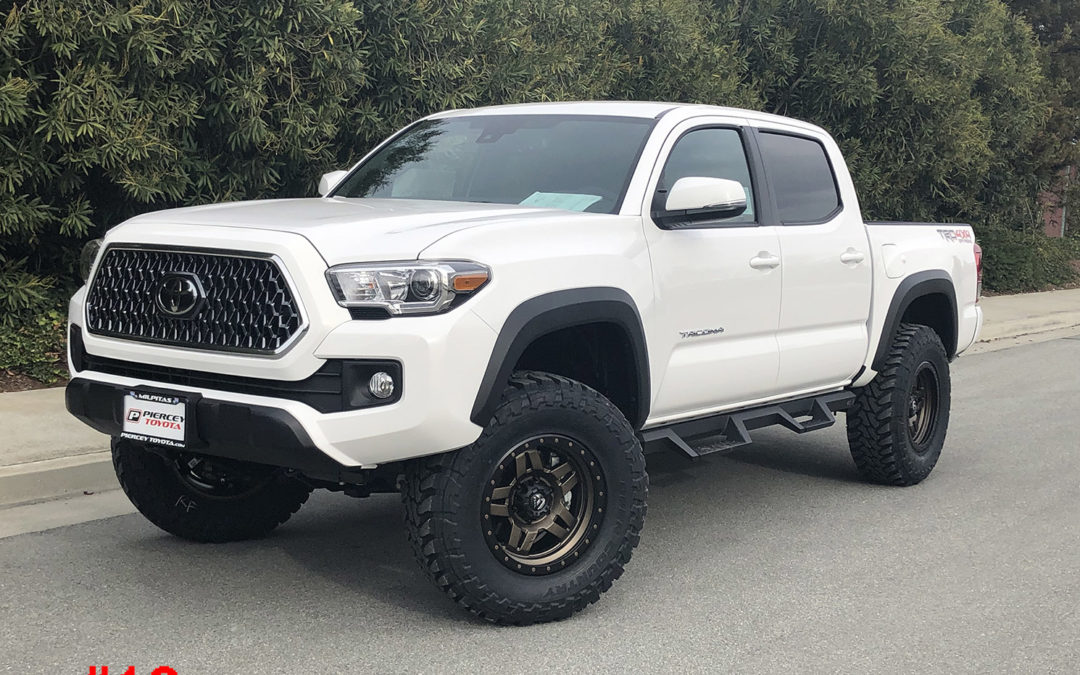 **SOLD**2019 TOYOTA TACOMA CREW CAB #619173