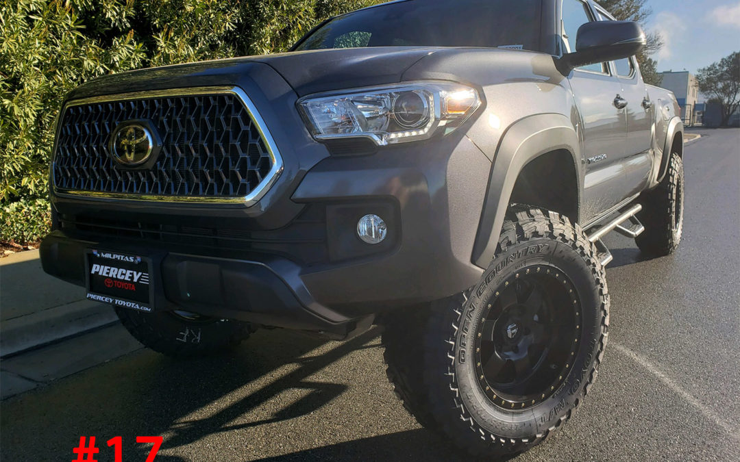 **SOLD**2019 TOYOTA TACOMA CREW CAB #1T90901