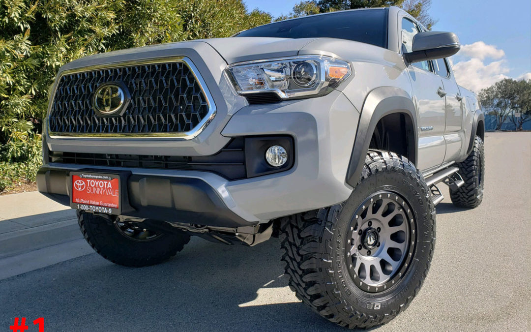 **SOLD**2019 TOYOTA TACOMA CREW CAB #191130