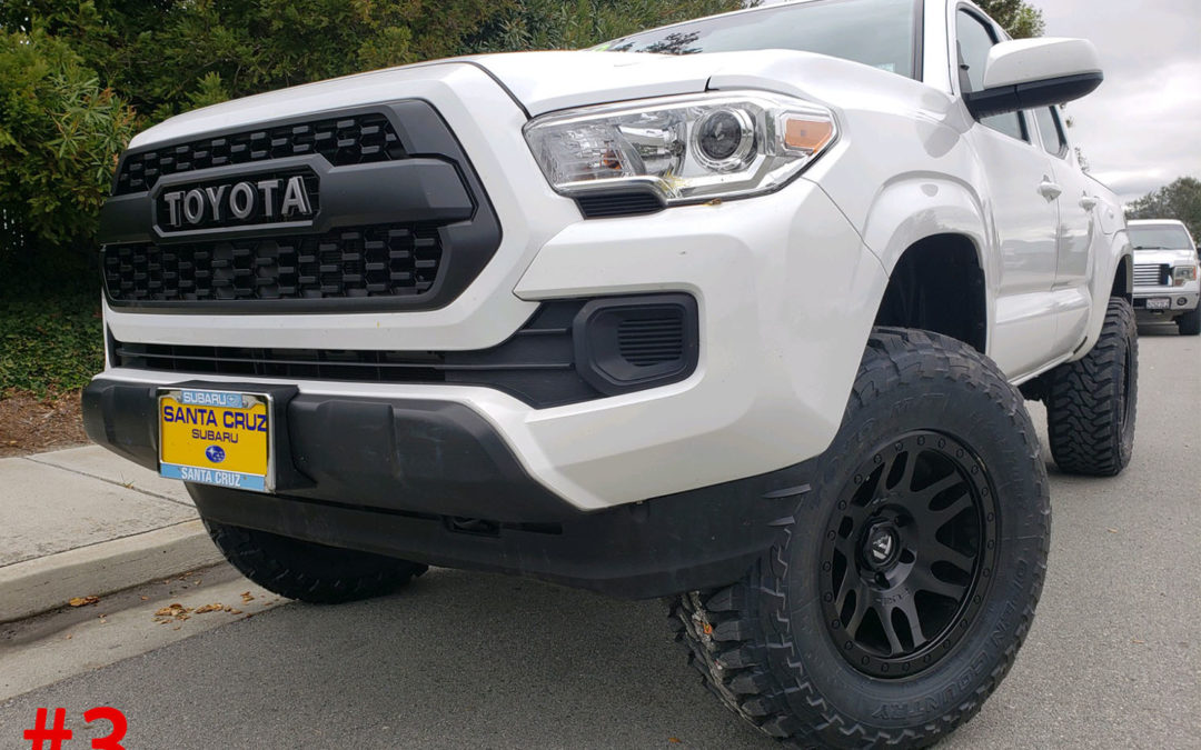 **SOLD**2018 TOYOTA TACOMA CREW CAB #3430R