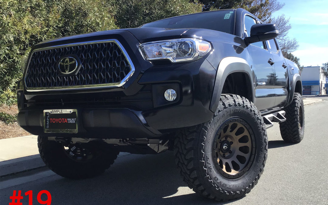 **SOLD**2019 TOYOTA TACOMA CREW CAB #621247