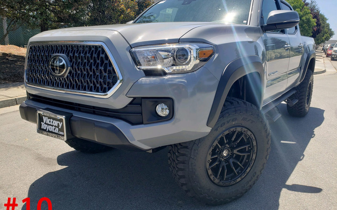 **SOLD**2019 TOYOTA TACOMA CREW CAB #T091494