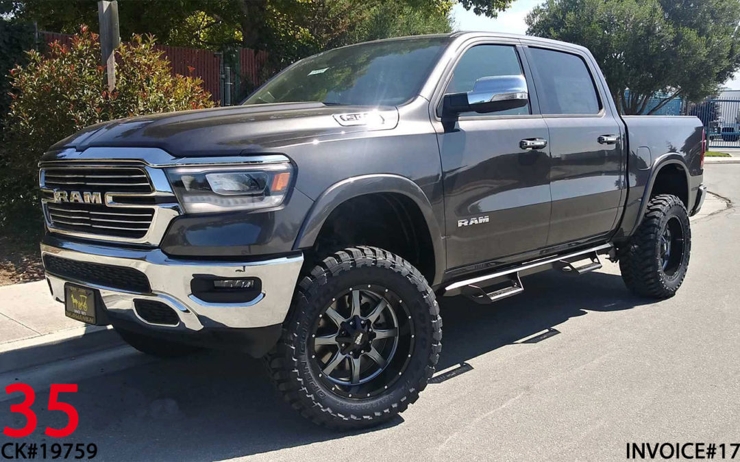 **SOLD**2019 RAM 1500 CREW CAB #19759