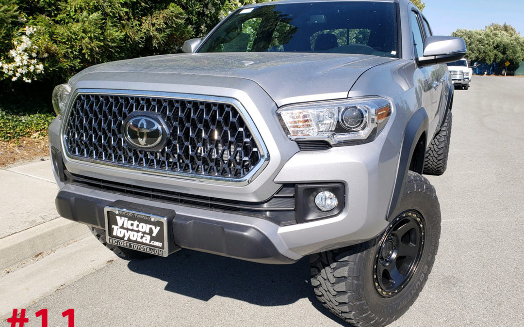 **SOLD**2019 TOYOTA TACOMA CREW CAB #T091477