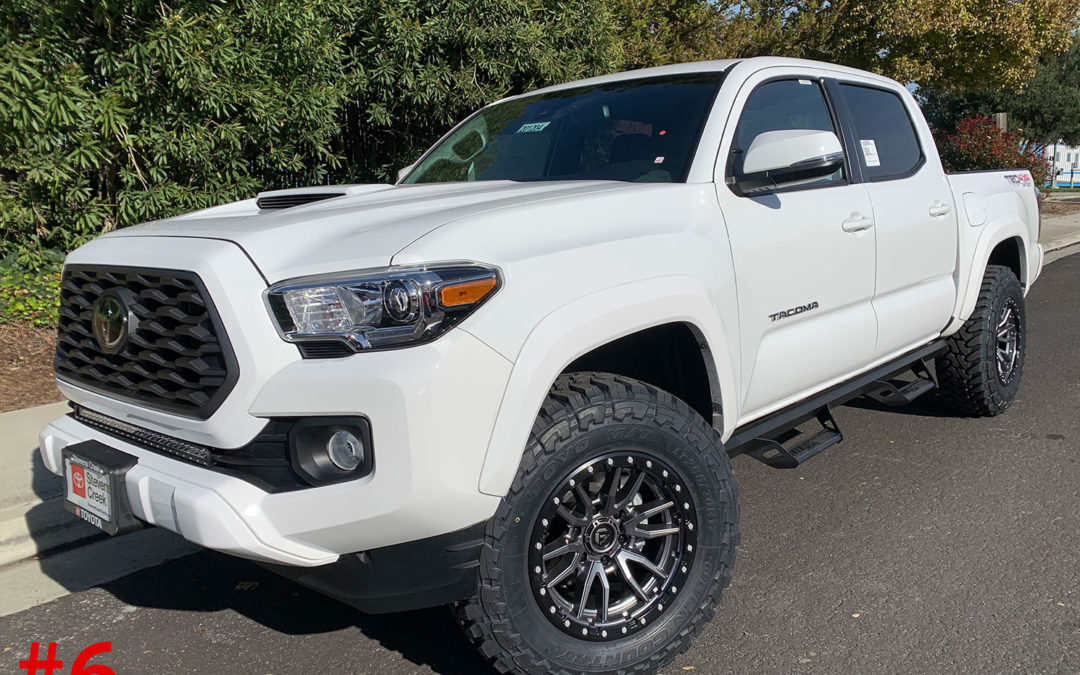 **SOLD**2020 TOYOTA TACOMA CREW CAB #201204